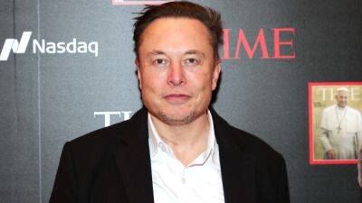 Elon Musk Forces Twitter Algorithm Change to Boost His Tweets on Users’ Feeds (Report) - thewrap.com - Philadelphia, county Eagle - county Eagle