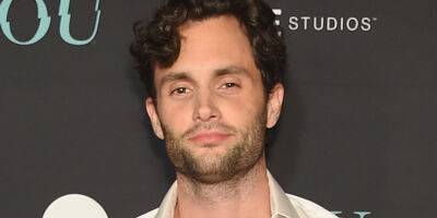 Penn Badgley Addresses Relationship With Blake Lively, 'Gossip Girl,' Discomfort With Sex Scenes, How 'You' Series Might End & More in 'Variety' Interview - www.justjared.com