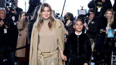Ellen Pompeo Makes Rare Appearance With Daughter Sienna at Michael Kors Fashion Show - www.etonline.com - New York - New York