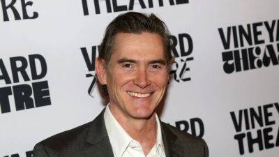 Billy Crudup on Kate Hudson Calling Him a More 'Sophisticated' Kisser Than Matthew McConaughey (Exclusive) - www.etonline.com