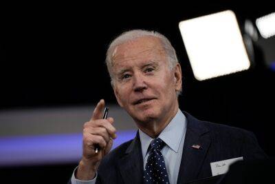 Joe Biden Calls NBC News’s Peter Alexander To Answer Questions After Chaotic Scene In Which Reporters Shouted Over Each Other With Queries - deadline.com - China - USA - South Carolina