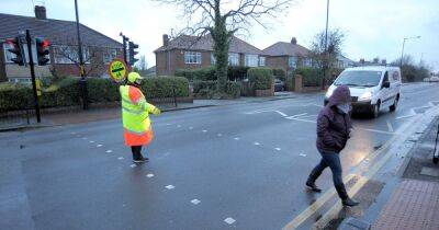 Crossing patrols in Argyll and Bute being cut will put ‘school children’s lives at risk’ - www.dailyrecord.co.uk