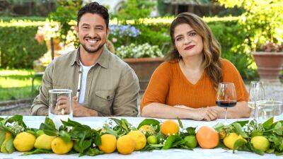 Food Network Orders Tuscan Villa-Set Cooking Competition ‘Ciao House’ Hosted by Alex Guarnaschelli, Gabriele Bertaccini (EXCLUSIVE) - variety.com - Texas - California - Italy - state Massachusets - New York - New Jersey - county Dallas