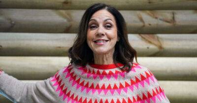 Julia Bradbury says she rings her mother every day to tell her to go for a walk - www.msn.com - Birmingham