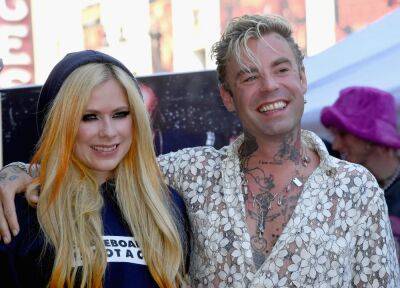 Avril Lavigne & Mod Sun Reportedly Call Off Engagement, ‘No Longer Together’ Says Source - etcanada.com - France - Los Angeles