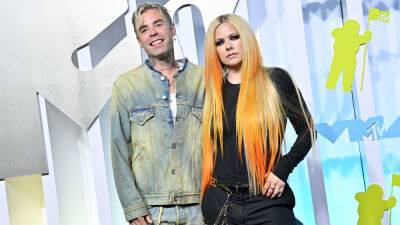 Avril Lavigne Mod Sun Just Ended Their Engagement After Less Than a Year—Why They Split - stylecaster.com