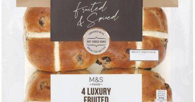M&S wins 2023's best hot cross buns as £1.85 pack beats Sainsbury's, Lidl and Iceland - www.dailyrecord.co.uk - Iceland - Germany - Beyond