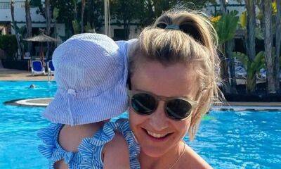Strictly's Helen Skelton shows off her sun-kissed glow in strappy bikini - and she's twinning with baby Elsie - hellomagazine.com