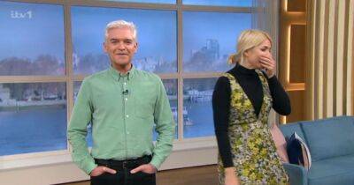 Phillip Schofield declares 'man down' as Holly Willoughby forced to rush off ITV This Morning - www.manchestereveningnews.co.uk - Britain - Birmingham
