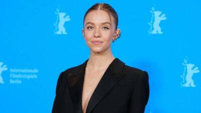 Sydney Sweeney’s Latest Hair Color Is a More Natural Take on Bombshell Beauty - www.glamour.com - London