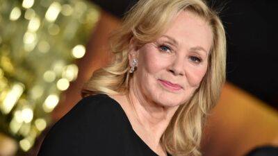 Jean Smart Says She's Recovering From 'Recent Successful Heart Procedure' - www.etonline.com - USA