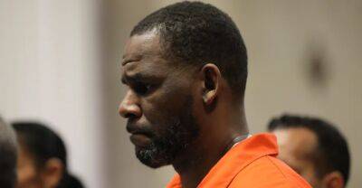 R. Kelly sentenced to 20 years for child sex crimes - www.thefader.com - New York - Chicago - city Brooklyn