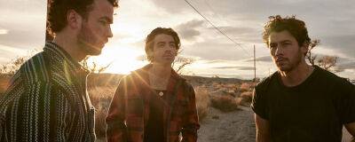 One Liners: The Jonas Brothers, Chvrches, Krept & Konan, more - completemusicupdate.com - Britain - France - Montana