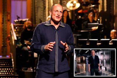 Woody Harrelson slammed for ‘stupidity’ after backing COVID-19 conspiracy on SNL - nypost.com