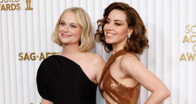 Aubrey Plaza Brings Amy Poehler as Her Plus One to SAG Awards 2023 - www.justjared.com - Los Angeles - city Sandro