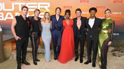 'Outer Banks' Stars Spill on Season 3's Drama-Filled Romances - www.etonline.com - county Banks - North Carolina - county Bailey - county Pope - Madison, county Bailey