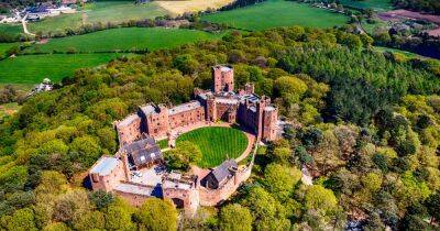 The 'idyllic' fairytale castle and its celebrity weddings - www.manchestereveningnews.co.uk - USA - county Cheshire - county Russell