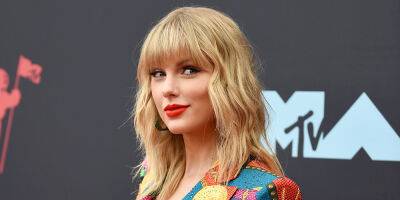 Taylor Swift Charts 10 Albums Simultaneously on Billboard 200, Joins Elite Club of 5 Acts to Achieve This Feat - www.justjared.com - Paris