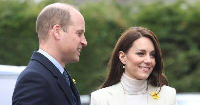 Kate Middleton is super chic in monochrome look during Wales visit with William - www.ok.co.uk - Centre