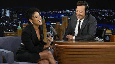 Ariana DeBose Responds After Jimmy Fallon Covers Her Viral BAFTA Rap as Neil Diamond - www.etonline.com - county Young