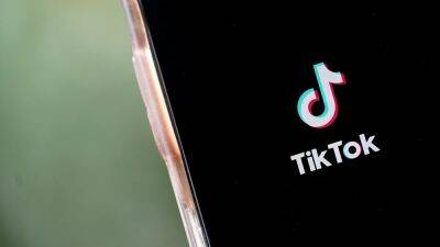 White House Sets 30-Day Deadline for Removing TikTok From Federal Phones, Computers - thewrap.com - China - USA - Canada
