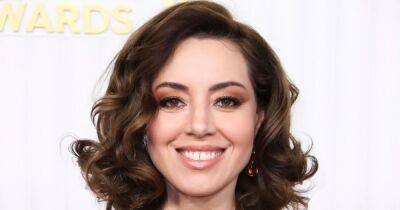 Aubrey Plaza’s Stylist Defends Her SAGs ‘Underboob’ After Fan Says Straps Should Have Been ‘Adjusted’ - www.usmagazine.com