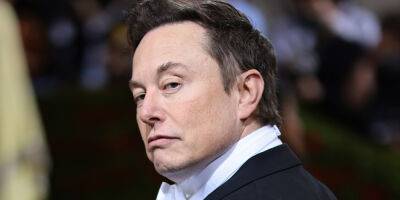 Elon Musk Regains Title of Richest Person in the World - www.justjared.com - France - county Rich - county Person