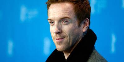 Damian Lewis Is Returning to 'Billions' for Season 7 - Watch Him Make the Announcement! - www.justjared.com - New York