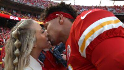 Patrick Mahomes and Brittany Mahomes: 5 Things to Know About the NFL's New Power Couple - www.glamour.com - Texas - Iceland - state Missouri