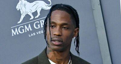 Travis Scott Wanted by Police in NYC Assault Case After Allegedly Punching a Man in the Face - www.usmagazine.com - New York - state Arkansas - city Midtown