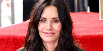Courteney Cox Says She 'Messed Up' Using Facial Fillers - www.justjared.com