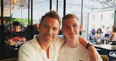 Boyzone fans ‘feel extremely old’ as Ronan Keating becomes a grandad at 46 - www.ok.co.uk