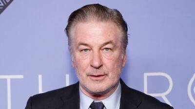 Alec Baldwin's Lawyer Claims 'Rust' Gun Was Destroyed, D.A. Says Not True - www.justjared.com - New York