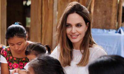 Angelina Jolie visits Mexico to inaugurate ‘Women for Bees’ - us.hola.com - Mexico - Iran
