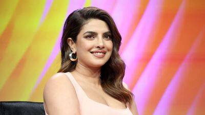 Priyanka Chopra says she cried after being told she was too big for 'sample size' in fitting - www.foxnews.com - Texas