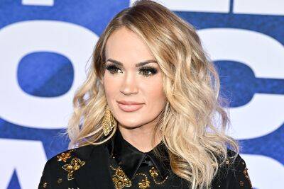 Carrie Underwood Receives Adorable Handwritten Letters From Her Sons On 40th Birthday - etcanada.com