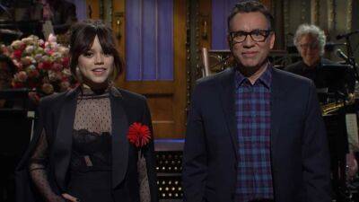 'Saturday Night Live': Jenna Ortega Gets Help From 'Wednesday' Co-Star (and 'SNL' Alum) Fred Armisen - www.etonline.com