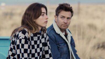 ‘You Sing Loud, I Sing Louder’ Review: Clara And Ewan McGregor Shine In Emma Westenberg’s Low-Key Father-Daughter Drama – SXSW - deadline.com - Scotland - county San Diego - county Wells - state New Mexico - Charlotte, county Wells