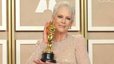 Jamie Lee Curtis Addresses Inclusivity & Binary Awards Categories “As The Mother Of A Trans Daughter” – Oscars Backstage - deadline.com