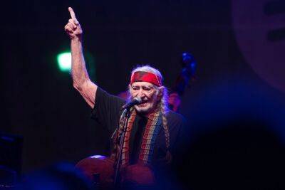 Willie Nelson to headline 2023 Outlaw Music Festival Tour: Get tickets now - nypost.com - Lake