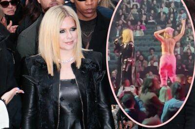 Avril Lavigne Shuts Down Topless Protestor On Juno Awards Stage! Watch! - perezhilton.com - Canada - county Ontario