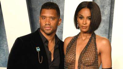 Watch Ciara and Russell Wilson Sing With Inmates Inside Maximum Security Prison - www.etonline.com - Miami - Florida