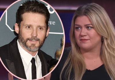 Kelly Clarkson Says Unexpected Divorce From Brandon Blackstock Ripped Her Apart - perezhilton.com