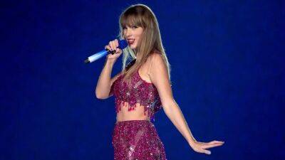Here's Everything Taylor Swift Wore and Sang During the Eras Tour Opening Night - www.glamour.com - Arizona - city Glendale, state Arizona