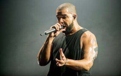 Fans criticise Drake over reportedly short Lollapalooza set and cancelled live feed - www.nme.com - Argentina
