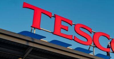 Tesco has changed its iconic logo in a historic first for the supermarket - www.manchestereveningnews.co.uk - Britain