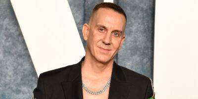 Jeremy Scott Steps Down as Moschino Creative Director After 10 Years - Read His Statement - www.justjared.com - Italy