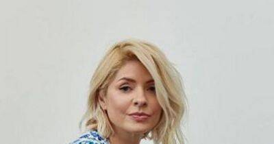 Marks and Spencer shoppers say they want 'flattering' £39 Spring dress in both colours after seeing it on Holly Willoughby - www.manchestereveningnews.co.uk