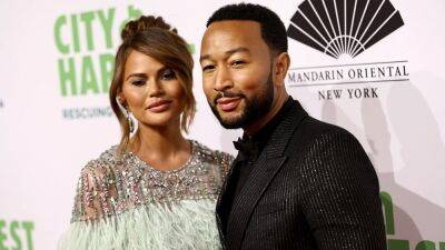 John Legend Shares Sweet 10th Anniversary Plans With Chrissy Teigen, Gives Sex Advice for Parents - www.etonline.com - Los Angeles - Italy - Lake