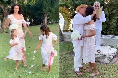 Bruce Willis, Emma Heming Willis renew wedding vows to ‘keep memories safe, alive’ - nypost.com